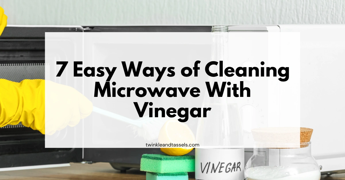 cleaning microwave with vinegar
